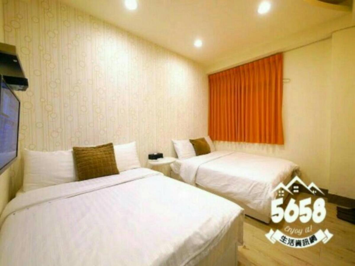 逢甲mickey House Lägenhet Taichung Exteriör bild