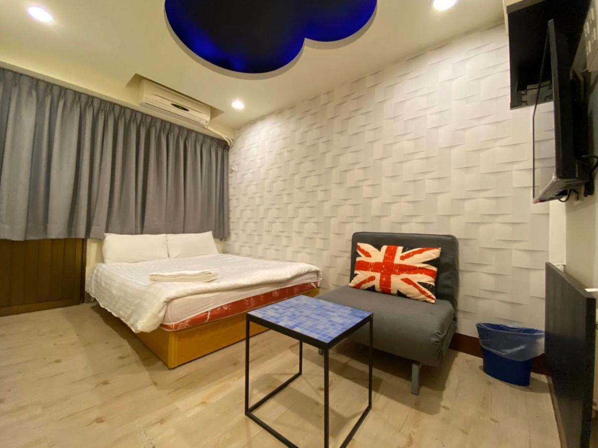 逢甲mickey House Lägenhet Taichung Exteriör bild